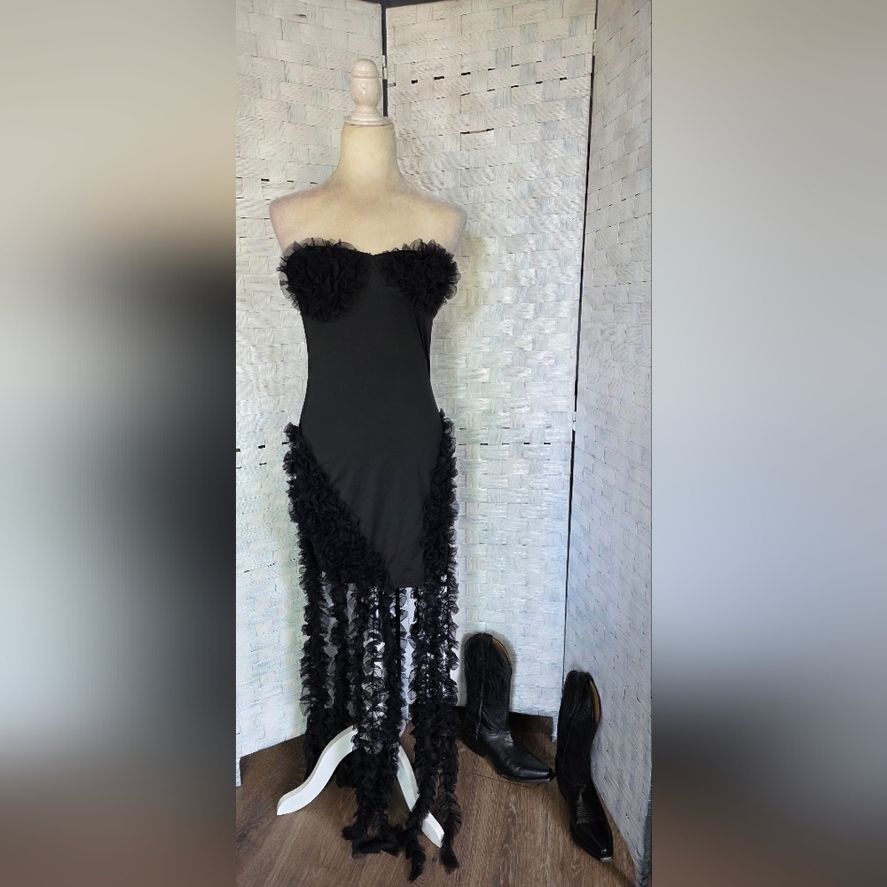 SHEIN Strapless Dress - Picture 3 of 9